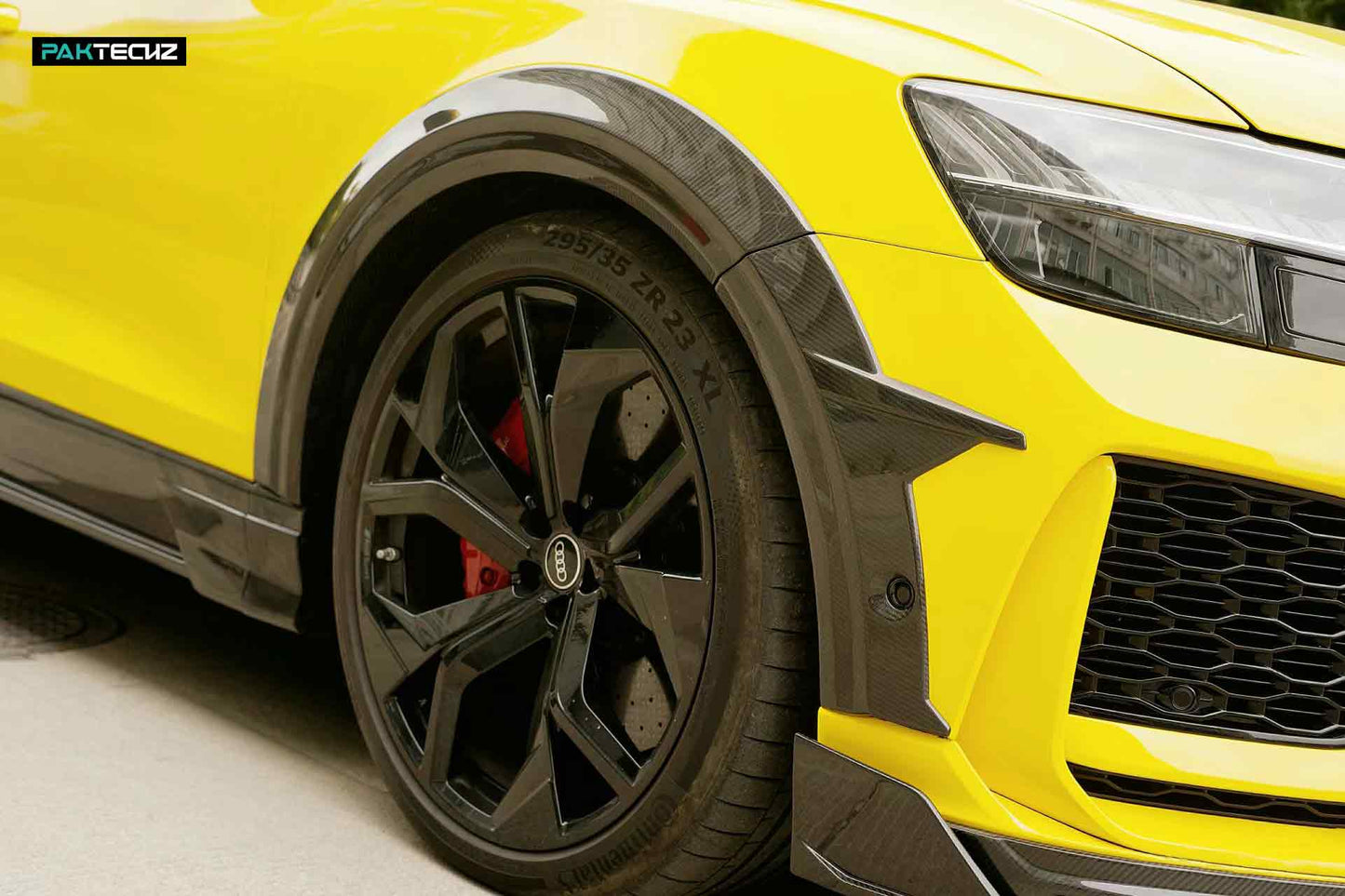 Dry Carbon Fiber Audi RSQ8 Side Skirts (Paktechz Design)