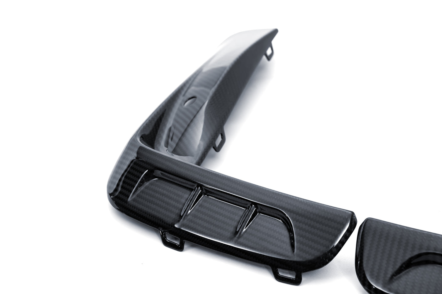 Dry Carbon Fiber BMW M8 (F9X) Front Canards (Paktechz Design)