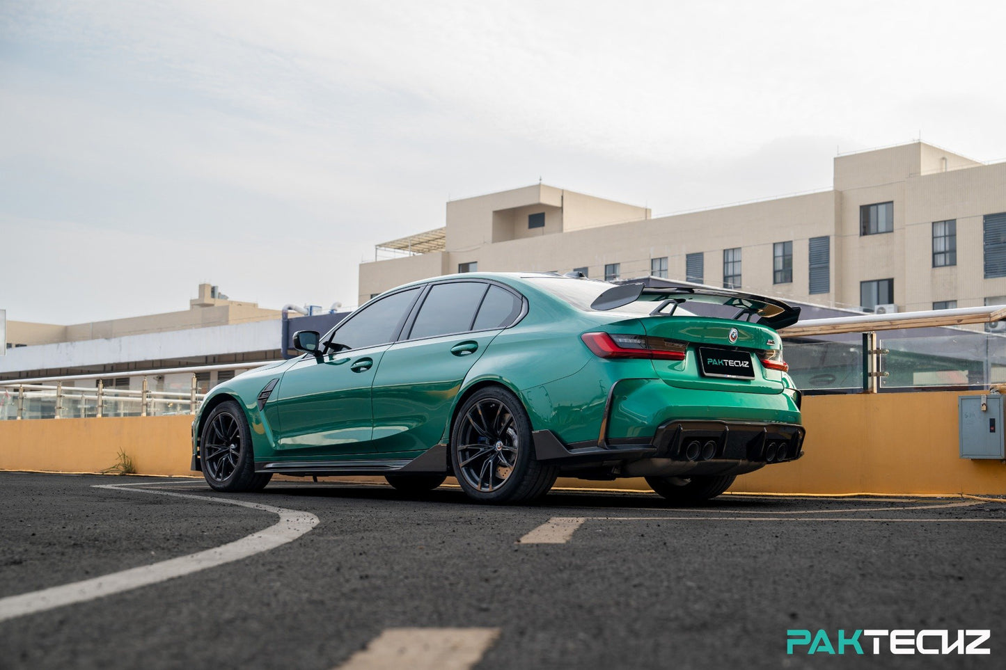 Dry Carbon Fiber BMW M3/M4 (G8X) Rear Side Splitters (Paktechz Design)
