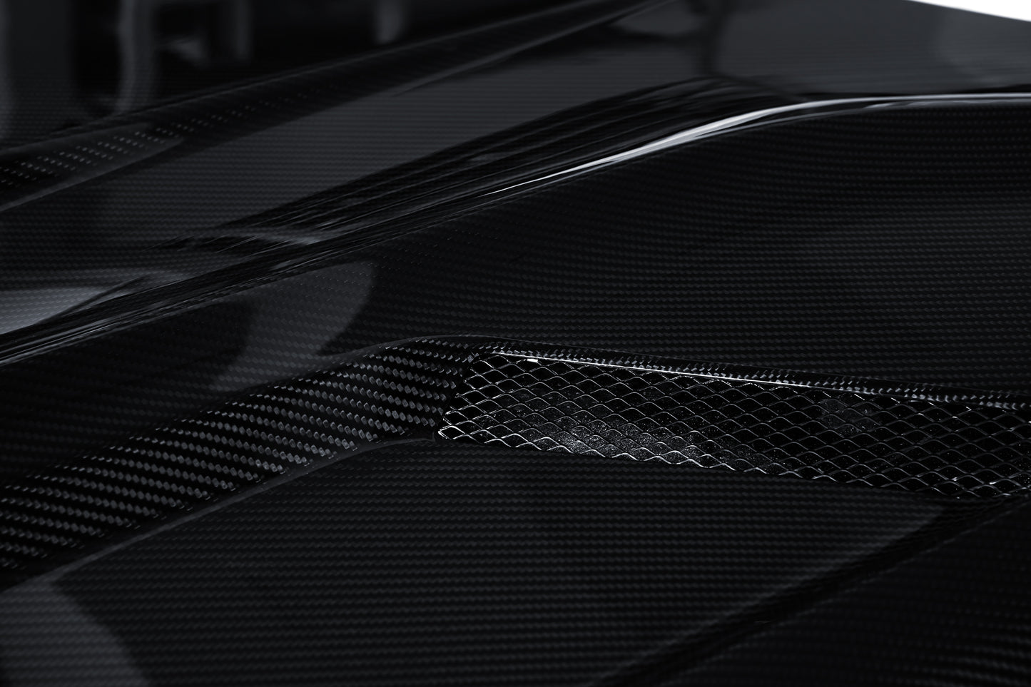 Dry Carbon Fiber BMW X6 (G06) Hood (Paktechz Design)