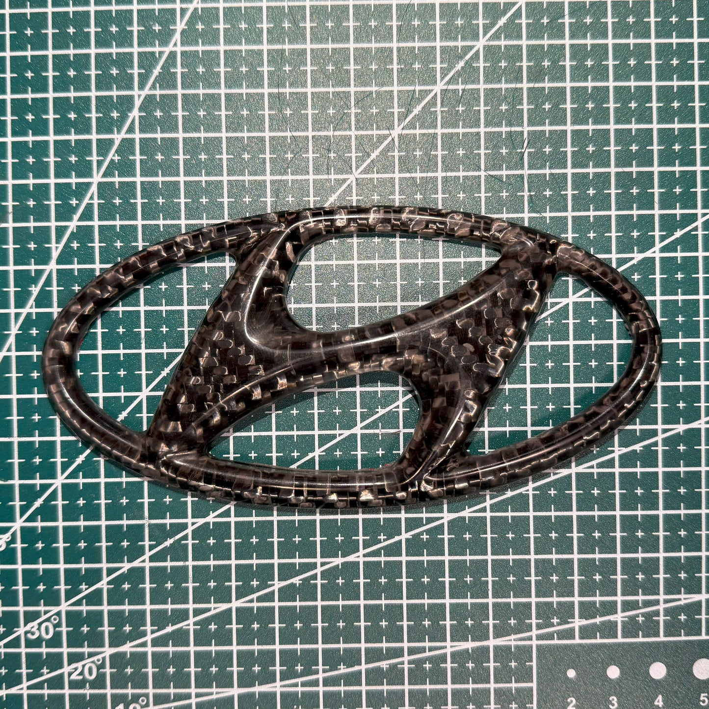 Carbon Fiber Hyundai Emblem