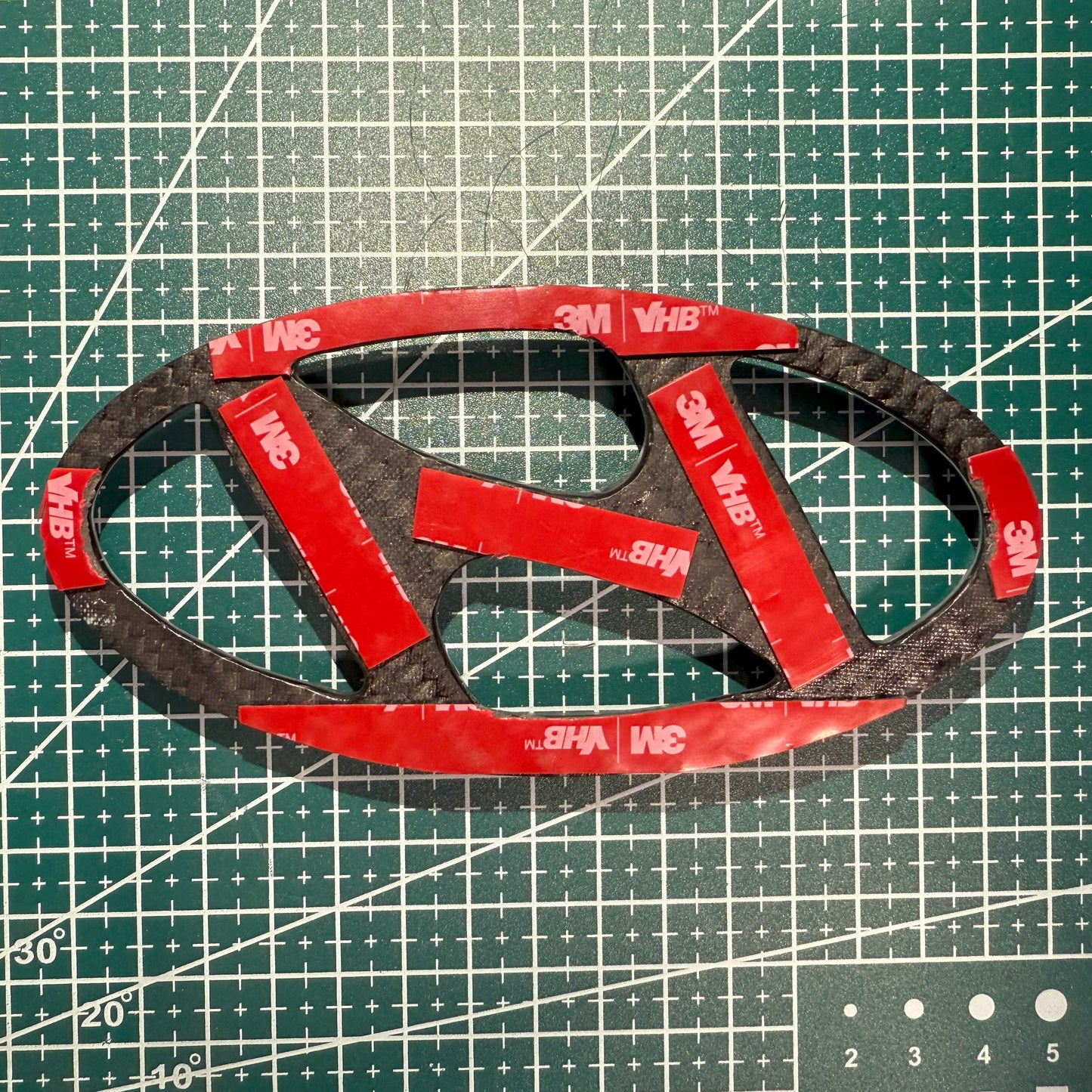 Carbon Fiber Hyundai Emblem