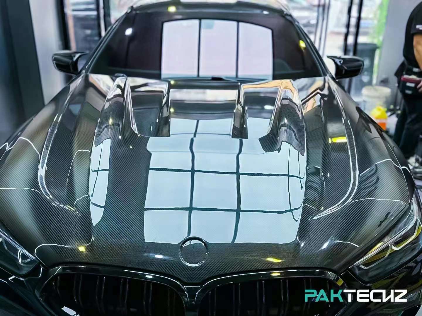 Dry Carbon Fiber BMW M8 (F9X) Hood (Paktechz Design)