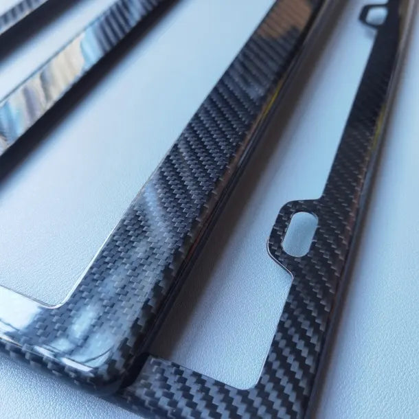 2x2 Twill Weave Carbon Fiber License Plate Frame